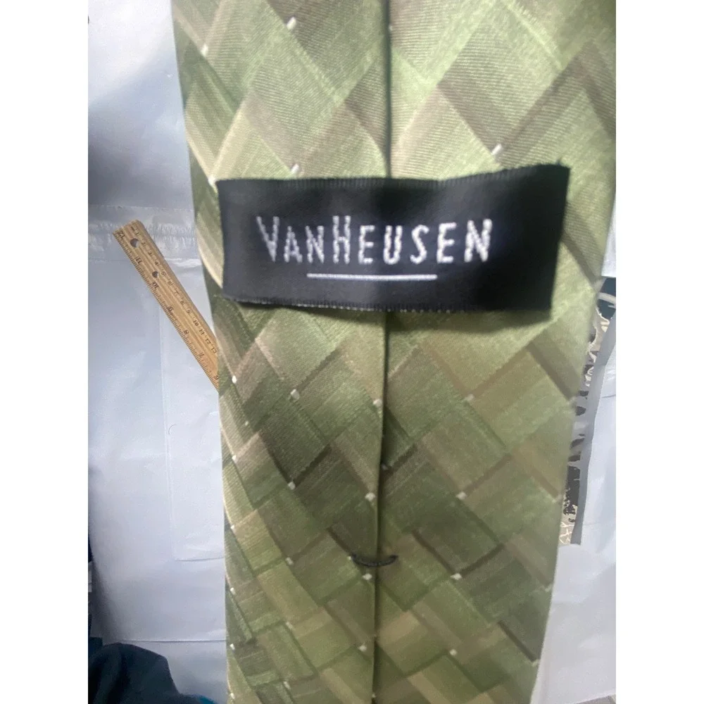 Van Heusen Mens Green Plaid Silk Blend‎ Necktie Formal Business Tie